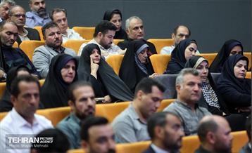 آیین تجلیل از برگزیدگان مناطق 22 گانه 55