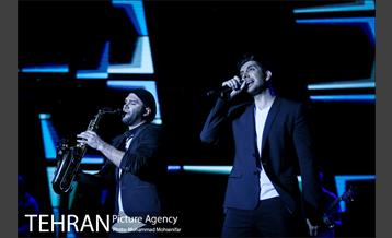 اجرای کنسرت فرزاد فرزین ویژه کودکان کار 23