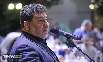 نشست شهردار تهران با اهالی شعر و ادب 23