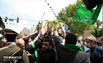 مراسم تشییع و تدفین شهدای گمنام در منطقه ۳ تهران  16