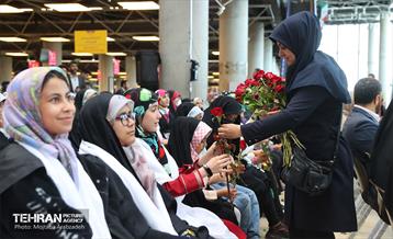 جشن دخترونه در باغ کتاب 32