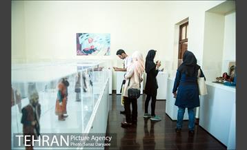 مجسمه مینیاتورهای جهانگیرارجمند در باغ موزه نگارستان 16