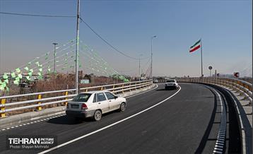 تقاطع سه سطحی بزرگراه‌های شهید نواب صفوی(شهید یارجانی) و شهید تندگویان 20