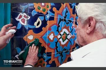 رونمایی از دیوارنگاره شمس الشموس