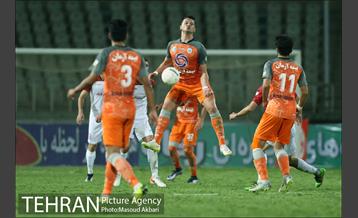 دیدار تیم های سایپا و نساجی مازندران  18