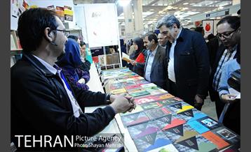 بازدید شهردار تهران از سی و دومین نمایشگاه بین المللی کتاب تهران 34