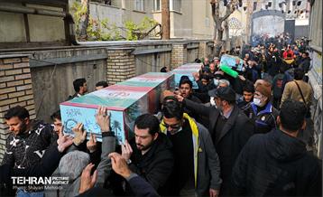 تشییع پیکر ۲۰۰ شهید گمنام دفاع مقدس در تهران 60