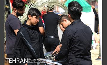 مراسم آتش زدن خیمه ها در ظهر عاشورا‎ 20