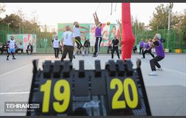 اختتامیه مسابقات ورزشی قهرمانان در منطقه 13 22