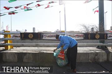 خدمات شهرداری تهران در پایان راهپیمایی ۲۲ بهمن 13