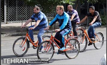 همایش دوچرخه سواری به مناسبت هفته روابط عمومی‎ 9