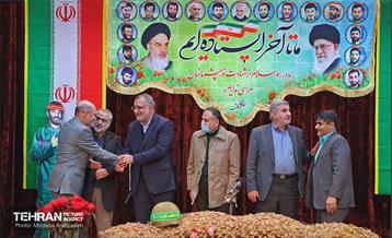 مراسم گرامیداشت هفته بصیرت و یادبود سردار شهید حاج قاسم سلیمانی 10