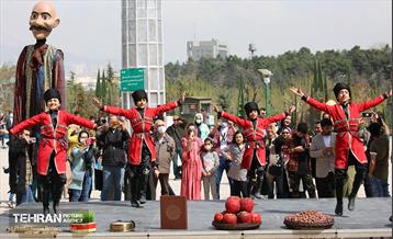 جشنواره نوروزی در منطقه فرهنگی گردشگری عباس آباد 13
