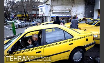 پایانه تاکسیرانی ارم (میدان تجریش) 18