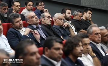 هم اندیشی صمیمانه شهردار تهران با سازندگان شهر 28