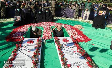 تشییع و تدفین پیکر مطهر دو شهید گمنام در منطقه 17