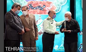 همایش نکوداشت پیشکسوتان و رزمندگان دفاع مقدس 36