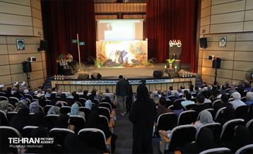 سومین سوگواره شعر عمود ۱8 27