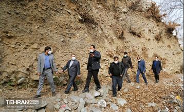 بازدید شهرداران منطقه 2 و 5 از دره فرحزاد