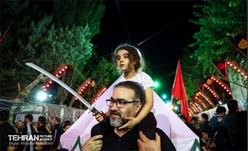 رژه‌ی شاه حسین گویان مکتب تشیع 9