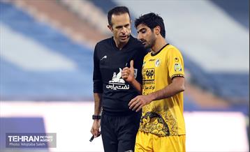 دیدار تیم‌های فوتبال استقلال و سپاهان 10