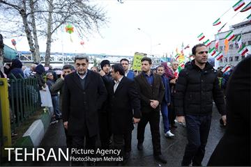 حضور شهردار تهران در راهپیمایی یوم الله 22 بهمن 11