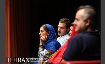 نقد فیلم زیر سقف دودی در فرهنگسرای ارسباران‎ 19