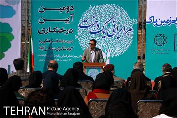 آیین درختکاری در منطقه فرهنگی و گردشگری عباس آباد  4
