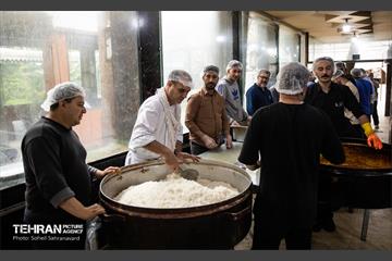 بازدید سخنگوی شهرداری تهران از محل اسکان شهروندان آسیب‌دیده در جنگ رمضان