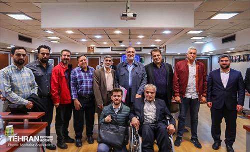 نشست هم انـدیشی شهردار تهران با معتمدین منطقه ۹