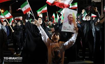 تشییع پیکر شهید احمد محمدی 17