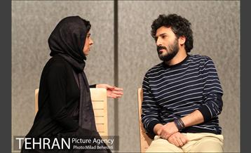 نمایش روزهای بی باران‎ 15