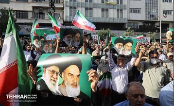 اجتماع مردمی در اعتراض به حمله آمریکا به تاسیسات هسته‌ای ایران 22