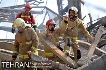 ساختمان پلاسکو فرو ریخت-1 39