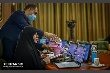 رای قاطع شورا به ریاست مجدد مهدی چمران 37