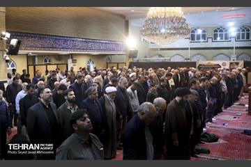 یادبود شهدای مقاومت مسجد جامع الغدیر خیابان ۱۷ شهریور 45