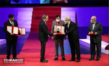 چهارمین آیین اعطای جایزه علمی و فناوری مصطفی(ص) 25