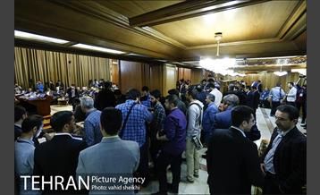 جلسه شورای شهر با موضوع استعفای شهردار تهران 20