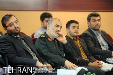 رونمایی از کتاب "پلاک های شهر" 2