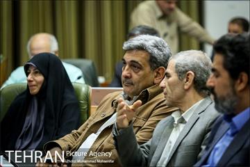 حضور شهردار تهران در صحن علنی شورا شهر 16