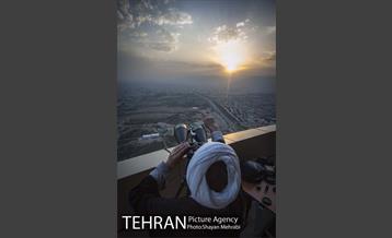 استهلال هلال ماه شوال از فراز برج میلاد تهران 15