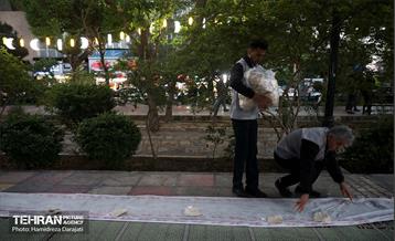 پویش ماه مهربانی و برپایی سفره کریمانه در منطقه 6