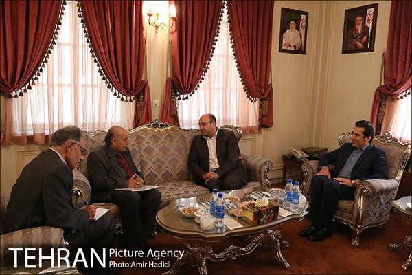 دیدار سفیر اکوادور با رییس مرکز ارتباطات و امور بین الملل شهرداری تهران 4