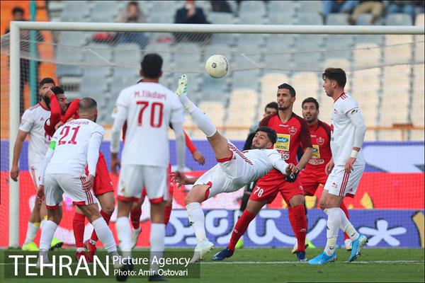 دیدار تیم های پرسپولیس و تراکتور تبریز 38
