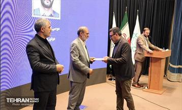 نشست شورای شهرداران مناطق، نواحی و آئین تجلیل از برگزیدگان 10