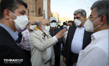 بازدید پیروز حناچی و مهدی چمران از پروژه خانه شهر(بلدیه قدیم) 36