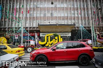 کاروان گل در خیابان بهشت 8