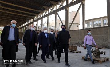 بازدید معاون علمی و فناوری رئیس‌جمهور از کارخانه سیمان ری 30