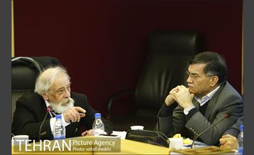 نشست هم اندیشی مشترک اعضای شورای اسلامی شهر و شهردار با حضور اعضای هیت علمی کنفرانس بین المللی ترافیک 20