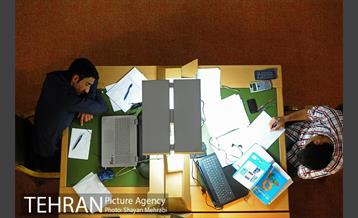 کتابخانه ملی در فصل امتحانات 9